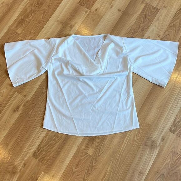 White Slouched Neck Flared Bell Sleeve Blouse Medium - Picture 1 of 4